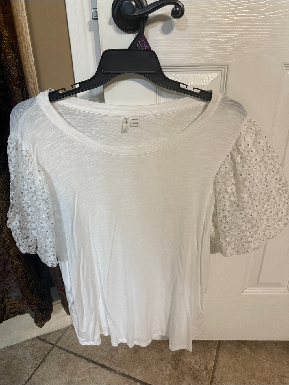 Cato White Short Sleeve Tee with Eyelet Puff Sleeves